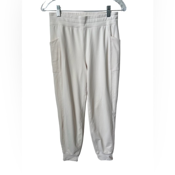 Fabletics ThermaFlex High-Waisted Pocket Jogger Oat Size Small - Picture 5 of 6